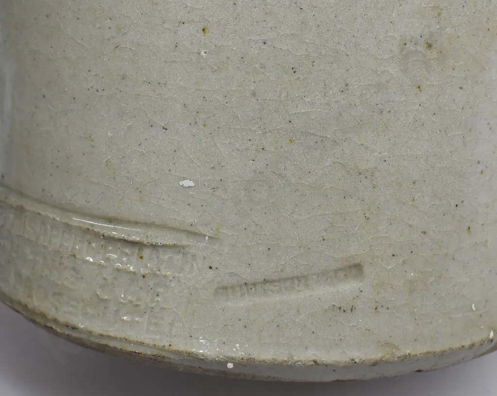 SIMMONDS & OSBORNE AUCKLAND &  WELLINGTON STONE JAR Image 1++