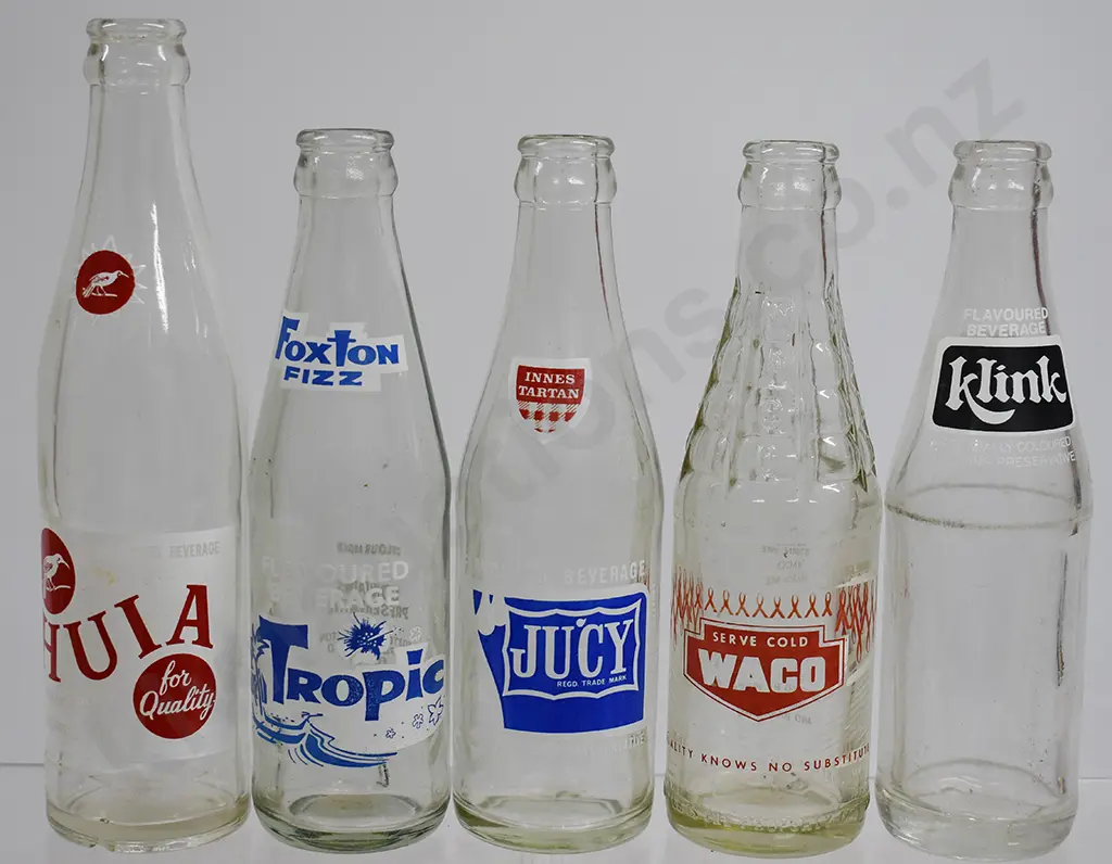 GROUP OF ACL CROWN TOP SOFT DRINKS Image 1++