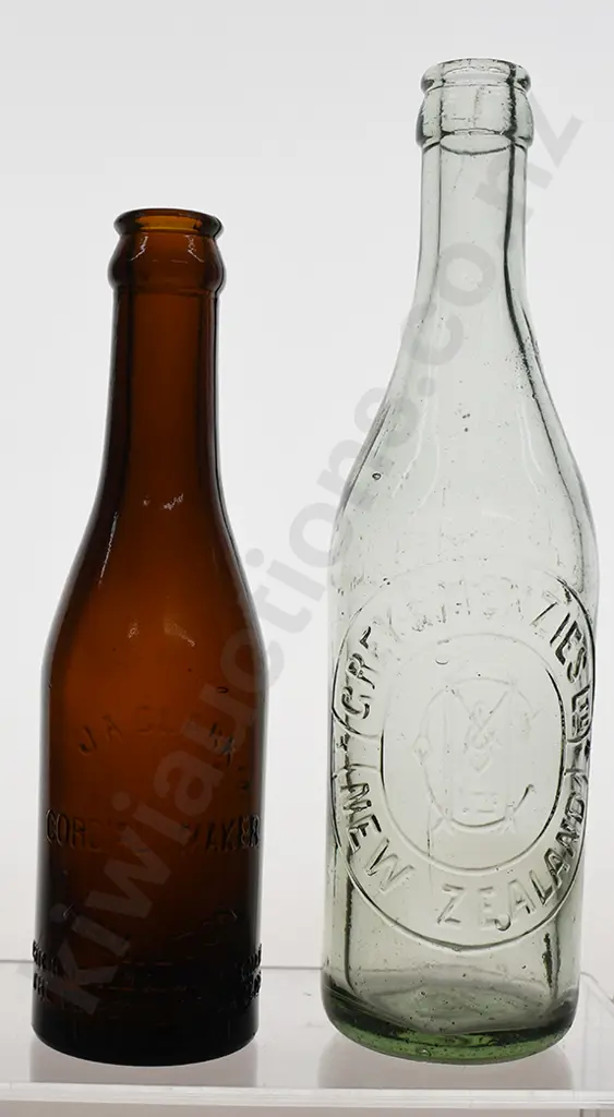CLARK HAMILTON, GREY & MENZIES CROWN TOP Image 1++