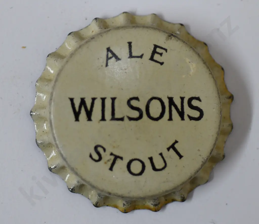 WILSONS ALE STOUT (DUNEDIN BREWERY) CROWN TOP BOTTLE TOPS Image 1++
