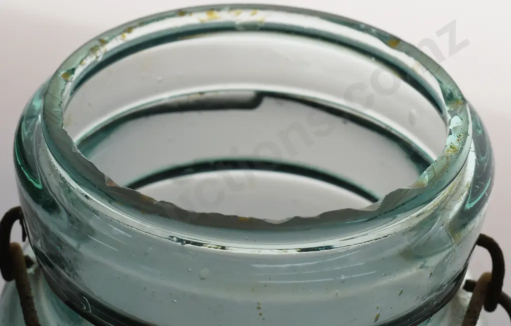 QUEENSLAND FRUIT JAR Image 1++