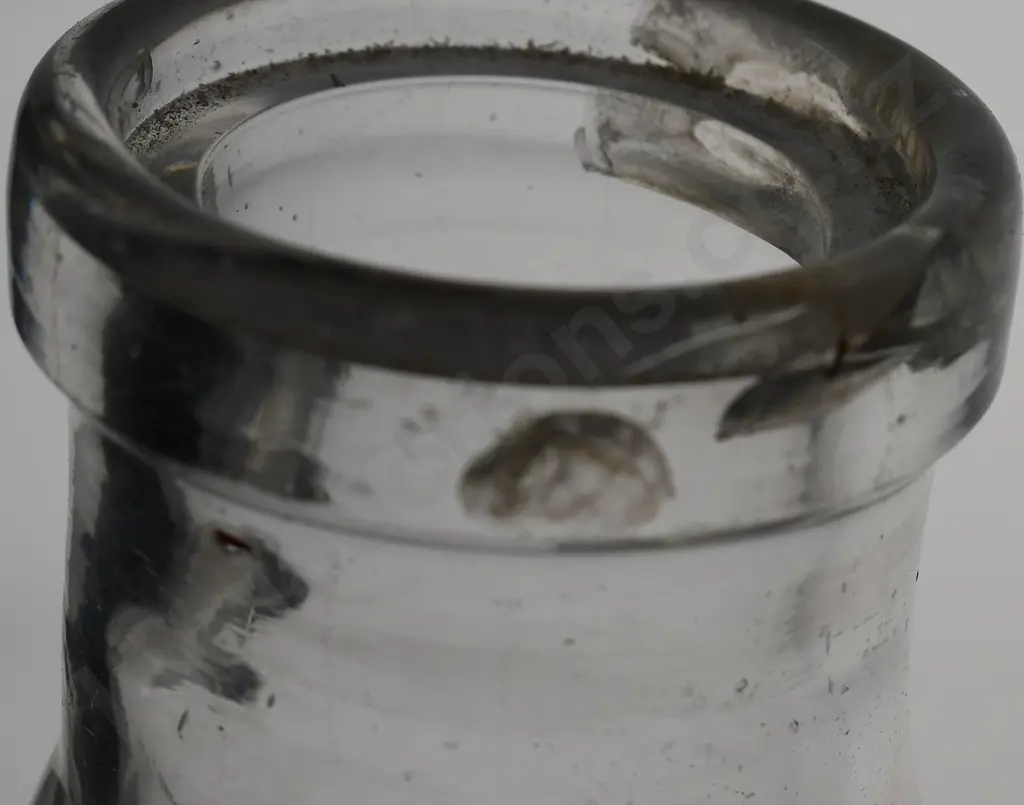 WANGANUI MILK BOTTLES Image 1++