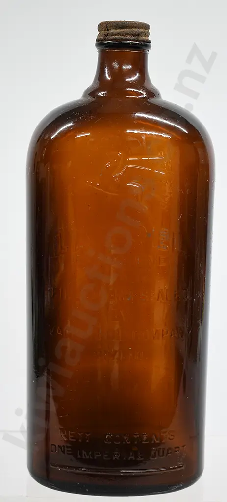 LAUREL KEROSENE QUART BOTTLE Image 1++