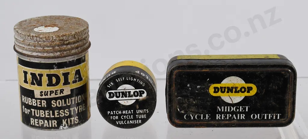 ASSORTED PUNCTURE REPAIR PRODUCTS Image 1++