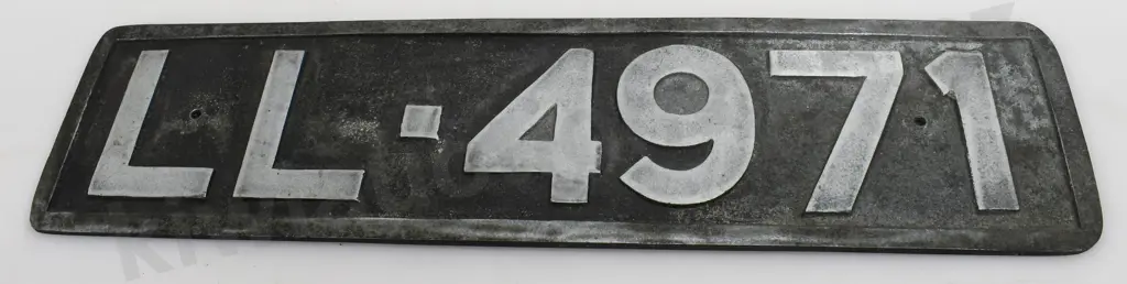 CASE, INTERNATIONAL BADGES, NUMBER PLATE Image 1++