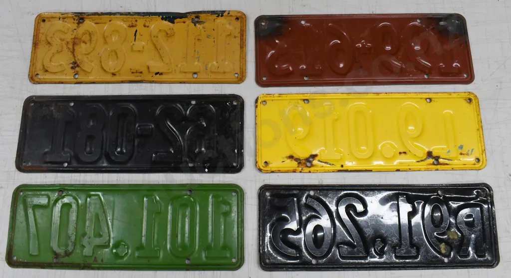 ASSORTED NEW ZEALAND SINGLE NUMBER PLATES Image 1++