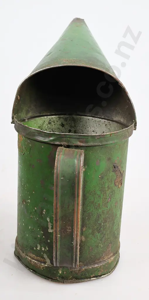 CASTROL MOTORING OIL POURER Image 1++