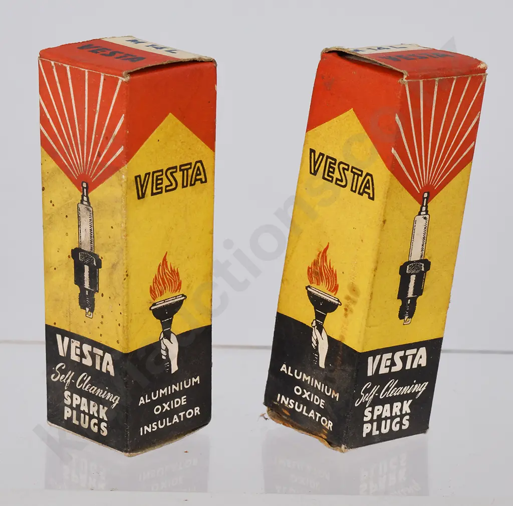 ASSORTED SPARK PLUG ITEMS Image 1++
