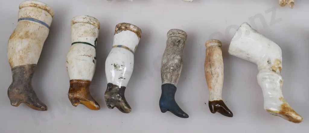 DOLLS HEADS AND LIMBS Image 1++