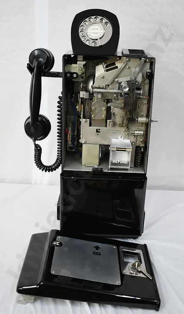 NEW ZEALAND POST OFFICE PAY PHONE Image 1++