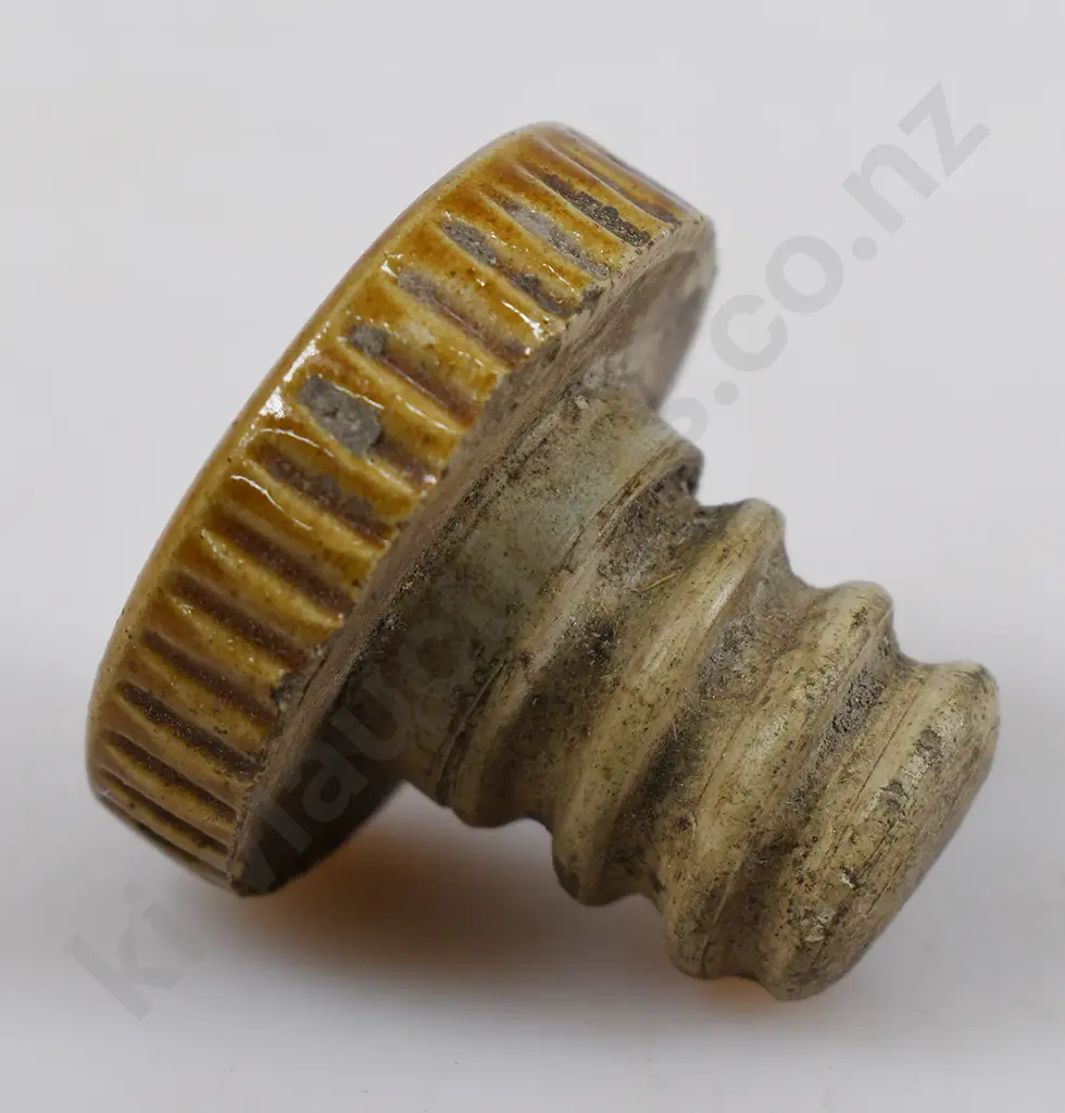 GARDEN TIMARU STONE JAR STOPPER Image 1++