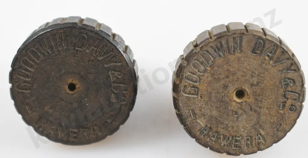 GARDEN TIMARU STONE JAR STOPPER Image 1++