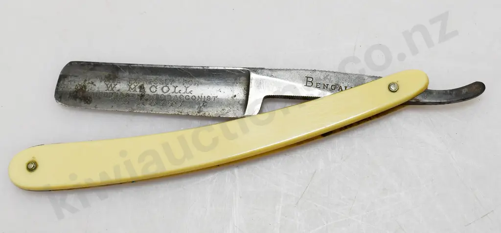 ADVERTISING CUT THROAT RAZOR TE KUITI Image 1++