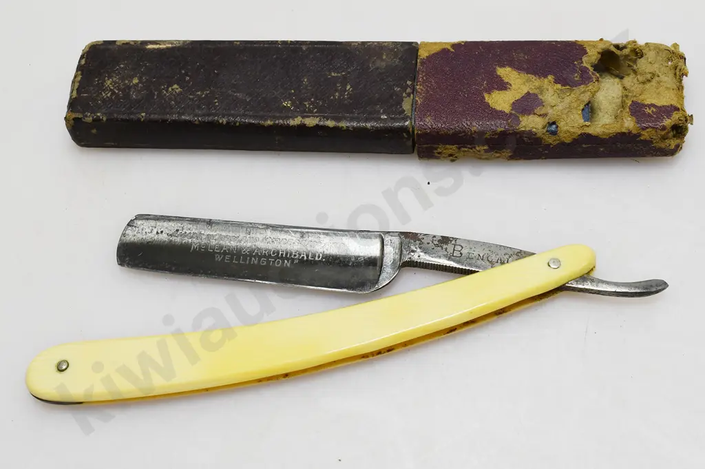 ADVERTISING CUT THROAT RAZOR WELLINGTON Image 1++