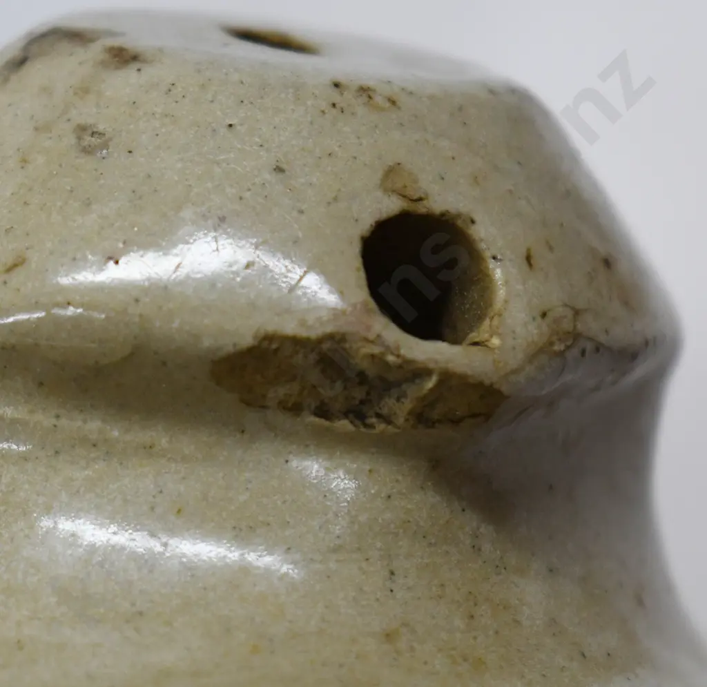 BARDEN HAWERA STONE JAR Image 1++