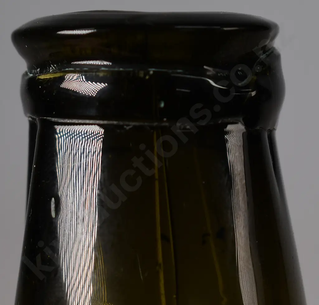 DUTCH ONION FREE BLOWN BOTTLE Image 1++