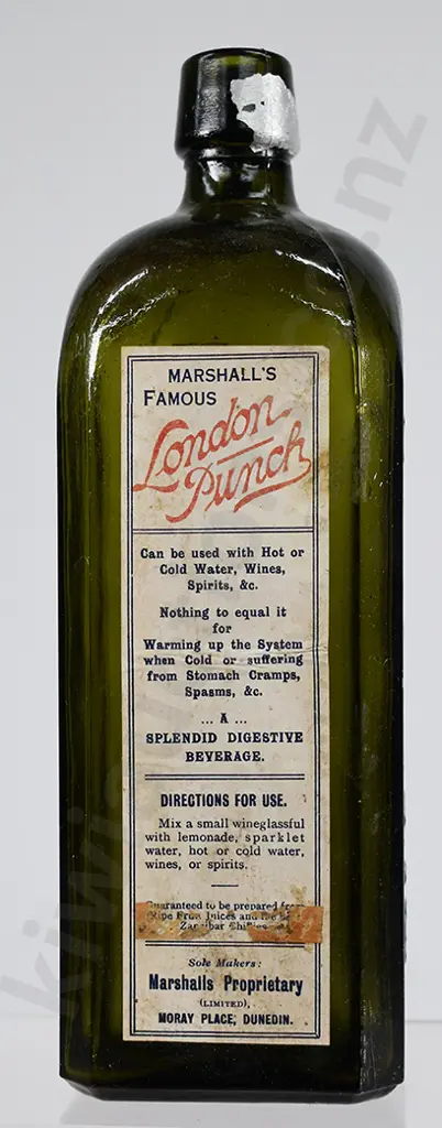 MARSHALL'S LONDON PUNCH DUNEDIN LABELED SCHNAPPS Image 1++