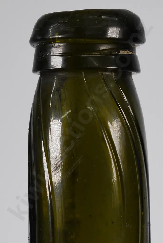 EARLY FREE BLOWN WINE Image 1++