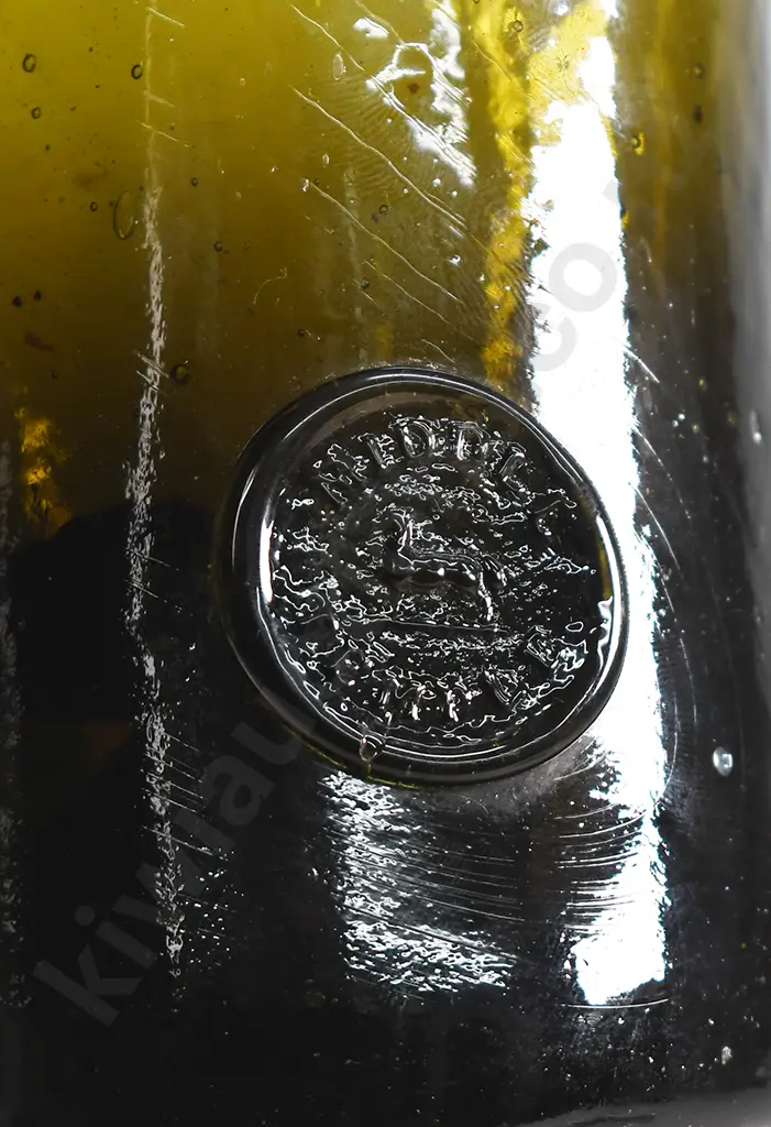 MIDDLE TEMPLE SEALED BOTTLE Image 1++