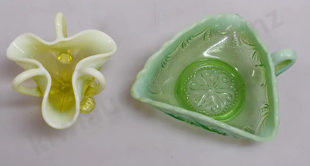 URANIUM GLASS POSY VASE & GLASS DISH Image 1++