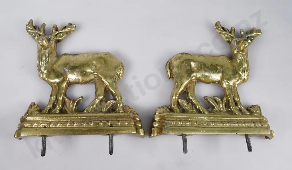 HEAVY BRASS DEER FIRESIDE DECORATIONS Image 1++