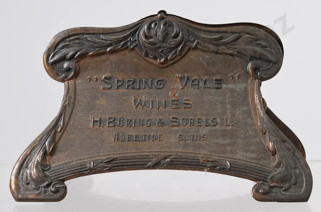 SPRING VALE WINES PAPER HOLDER CLIP Image 1++