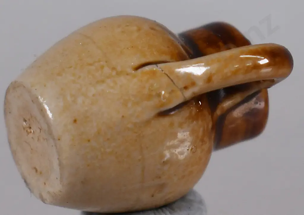 MINIATURE SALESMAN SAMPLE HANDLED JUGS Image 1++