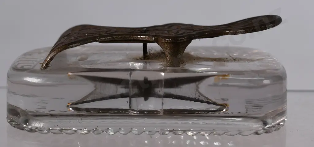 GLASS CLAMP PAPER WEIGHT Image 1++