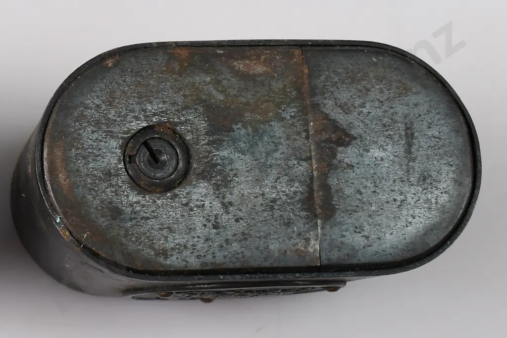 NEW ZEALAND POST OFFICE SAVINGS BANK MONEY BOX Image 1++