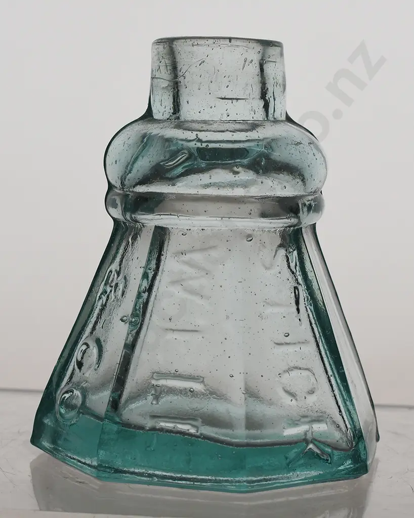STICKWELL & FIELD GUM BOTTLES Image 1++