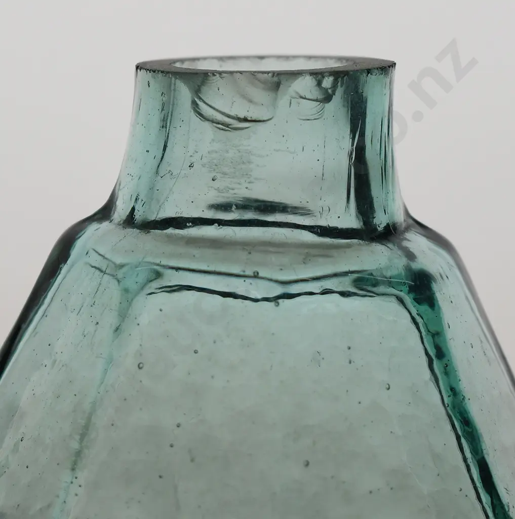 UMBRELLA  & IGLOO INK BOTTLES Image 1++