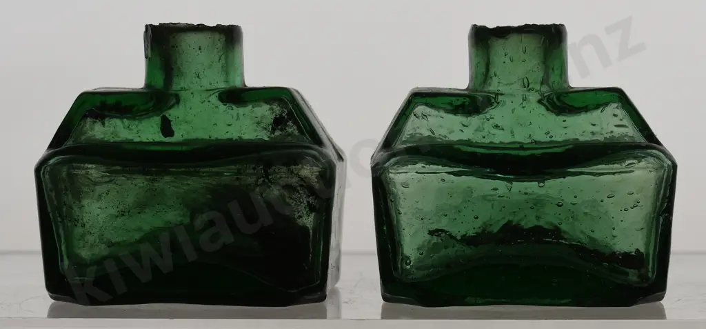 SHEAR TOP INK BOTTLES Image 1++