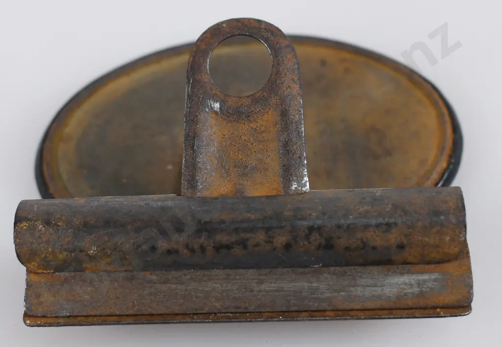 HANLEY OAMARU ADVERTISING PAPER CLIP CLAMP Image 1++