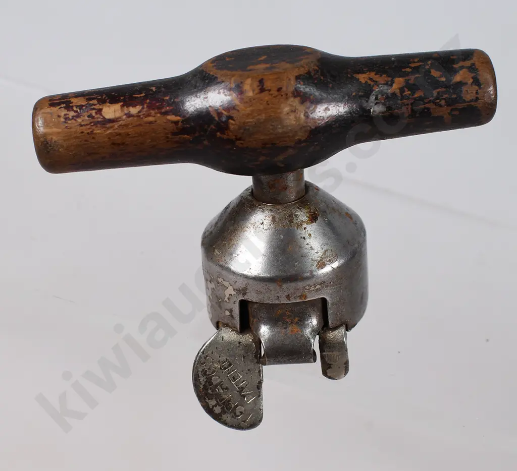 CAST IRON GLUE POT, PAPER HOLDER CLIP, CAN OPENER Image 1++