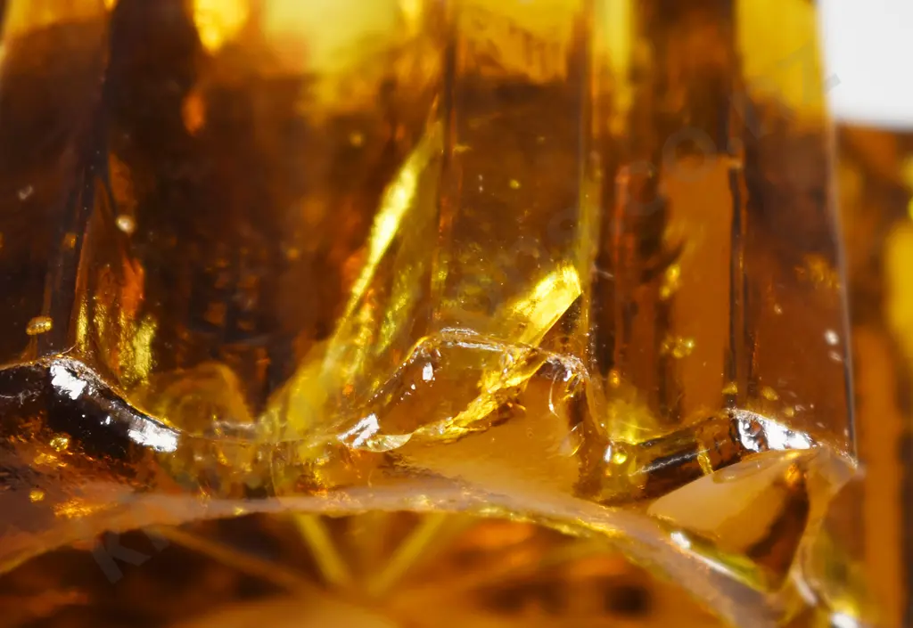 PIANO GLASS INSULATORS/COASTERS Image 1++