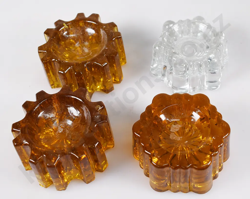 PIANO GLASS INSULATORS/COASTERS Image 1++