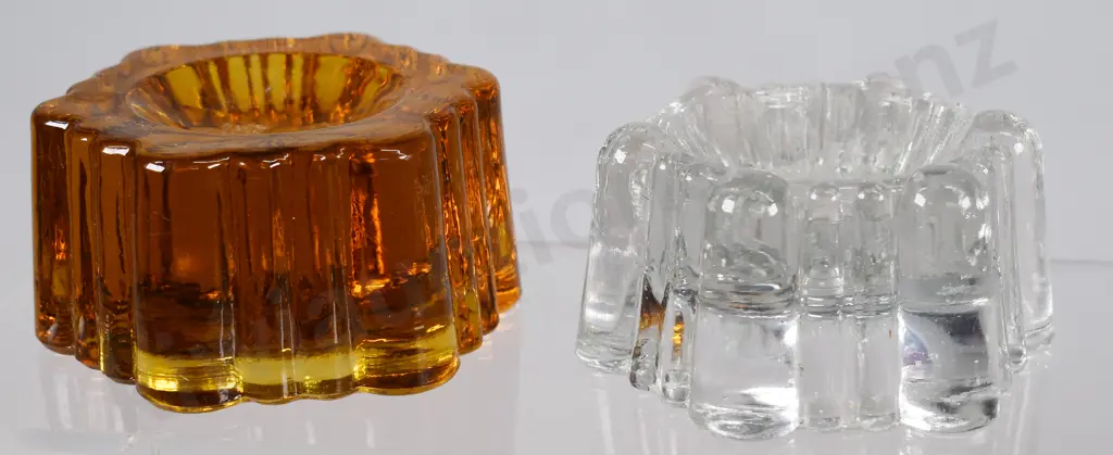 PIANO GLASS INSULATORS/COASTERS Image 1++