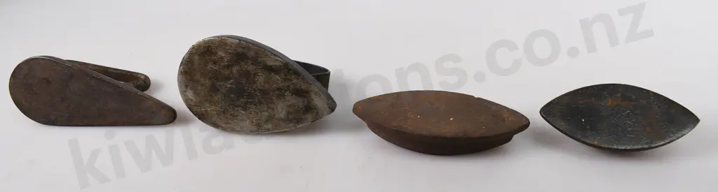 COLLECTION OF MINIATURE IRONS Image 1++