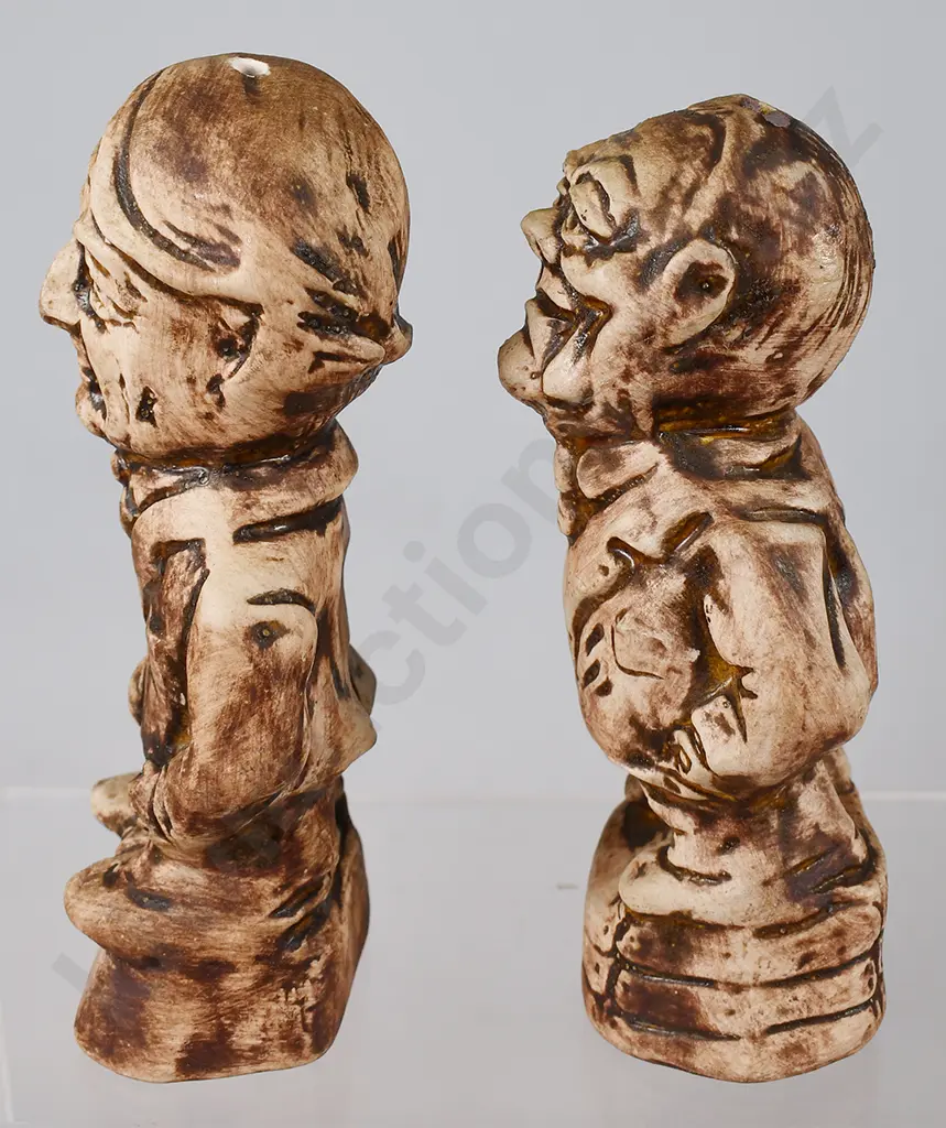 ROWLING, MULDOON POTTERY SALT & PEPPERS Image 1++