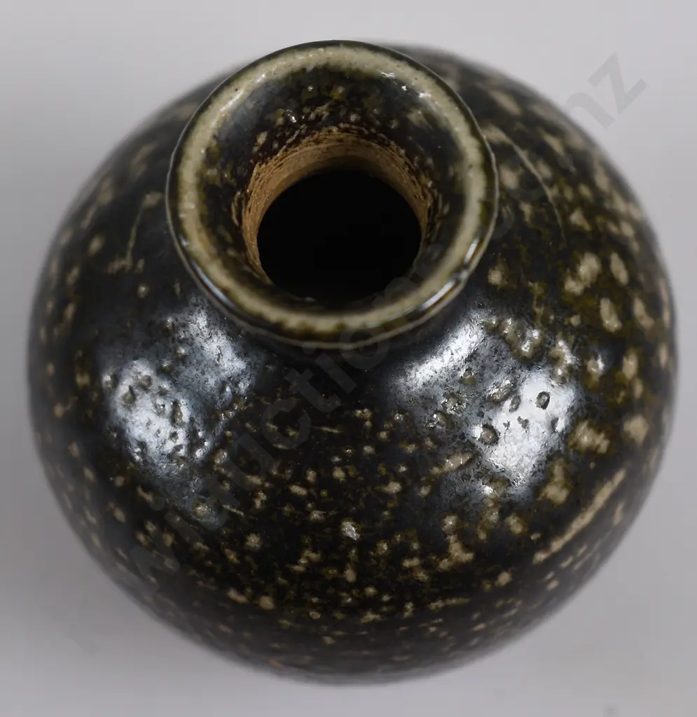 MIREK SMISEK MINIATURE SALT GLAZED VASE Image 1++