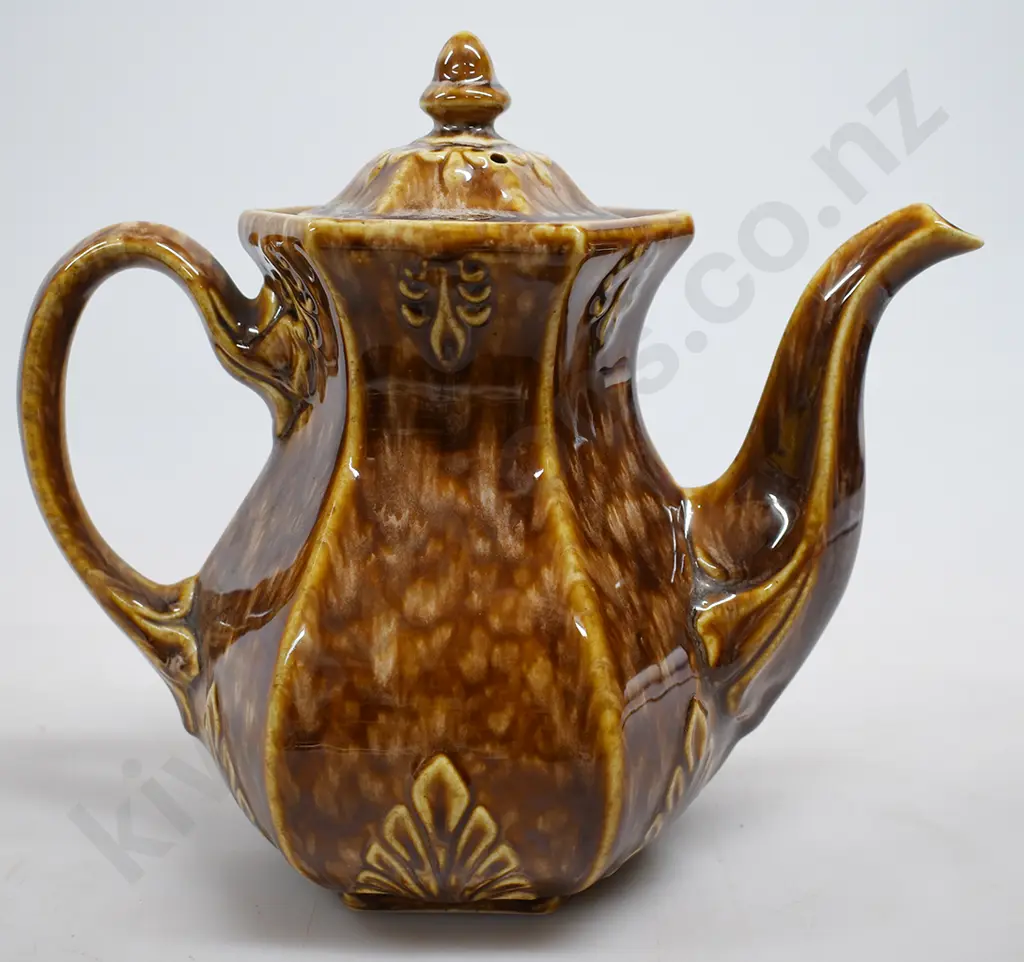 TEMUKA WARE COFFEE POT Image 1++