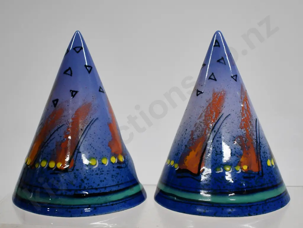 BRENDAN ADAMS POTTERY SALT & PEPPERS Image 1++