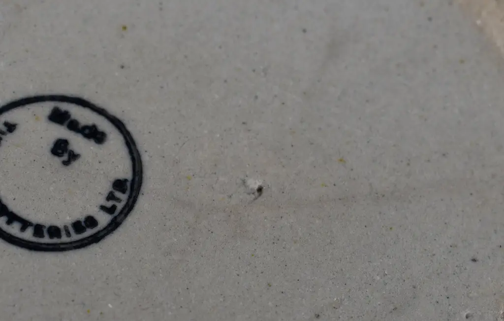 TIMARU POTTERIES MOTTLED GLAZE MIXING BOWL Image 1++