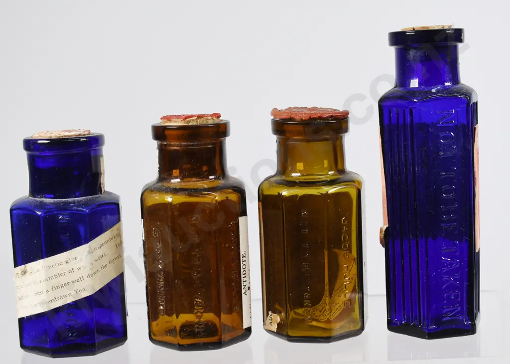 LABELLED STRYCHNINE POISONS, CARNEGIE BROS, HULLE, MACFARLAN Image 1++