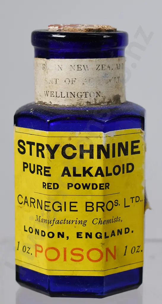LABELLED STRYCHNINE POISONS, CARNEGIE BROS, HULLE, MACFARLAN Image 1++