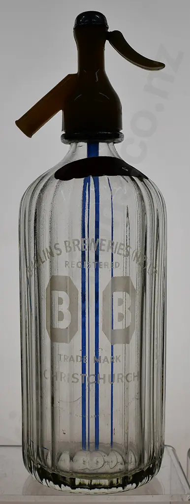 NEW ZEALAND SODA SYPHONS Image 1++