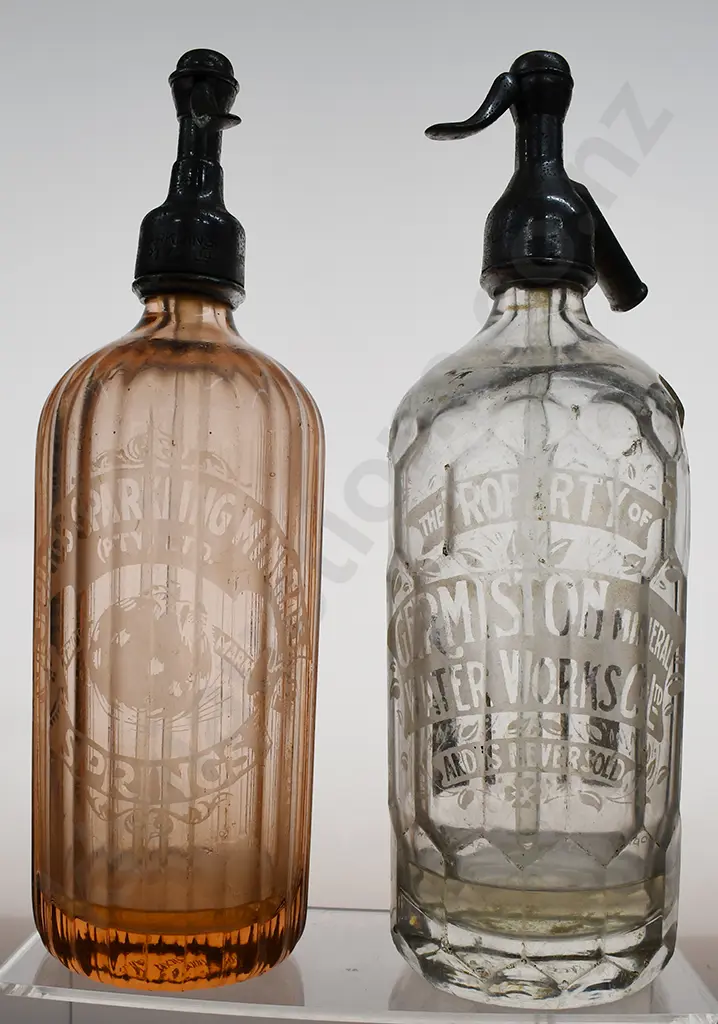 SOUTH AFRICAN SODA SYPHONS, CROWN TOP Image 1++