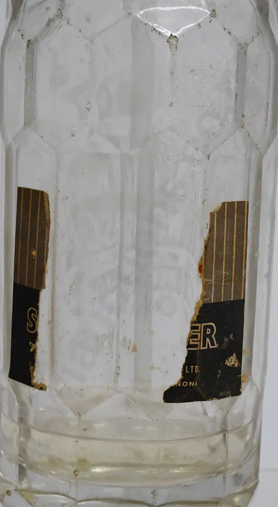 SOUTH AFRICAN SODA SYPHONS, CROWN TOP Image 1++