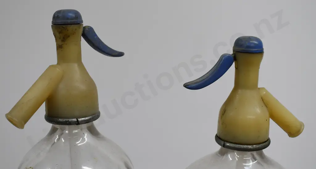 WERE BROS CHRISTCHURCH SODA SYPHONS Image 1++