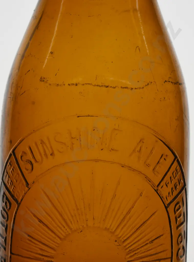 SUNSHINE ALE NAPIER BREWERY CROWN TOP BEER Image 1++